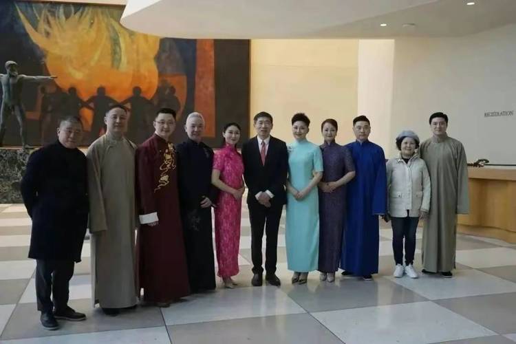 上海评弹团在纽约联合国总部上演快闪音乐会