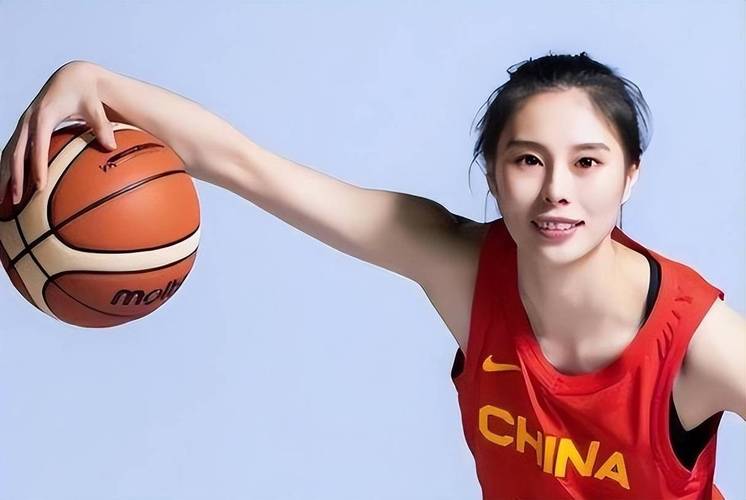 换新帅续强援,四川女篮下赛季备战有这些新动向