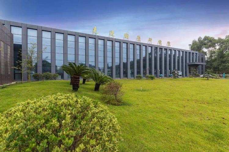萍乡全方位提升开发区高质量发展能级