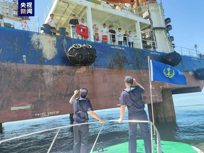 浙江温州发布防台Ⅲ级警报 616艘船只回港避风