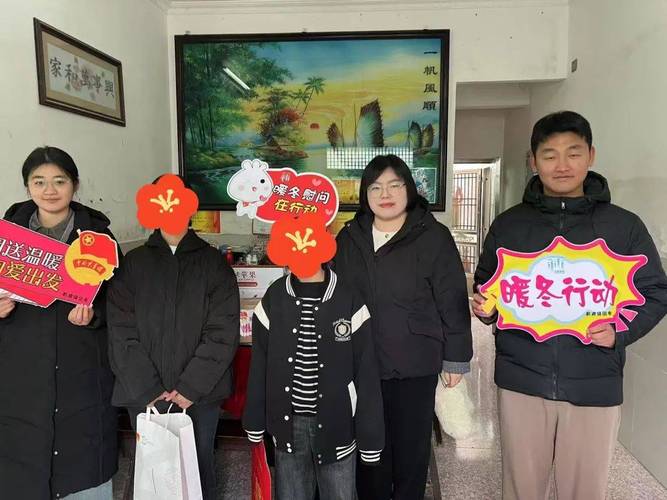 郑州地铁暖冬行动:姜茶温暖乘客,饺子传递幸福