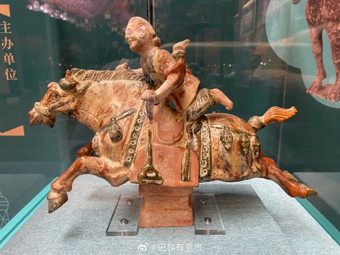在巴黎展龙马风度!中国体育文物首次亮相国际