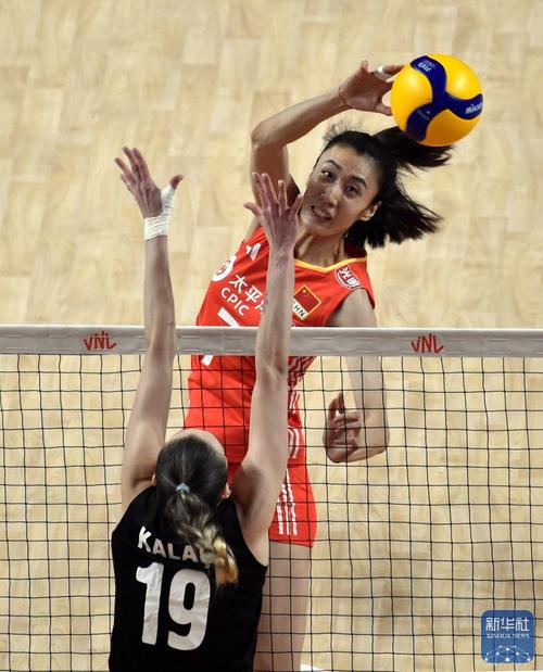 中国女排逆转战胜土耳其队 提前晋级世联赛总决赛