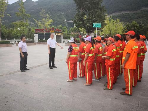 重庆市巫溪县发布高温红色预警