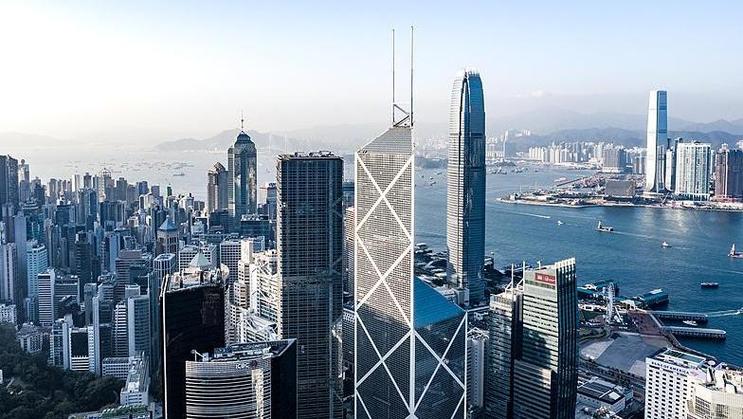 香港马拉松赛半马冠亚军因“戴错号码布”被取消成绩
