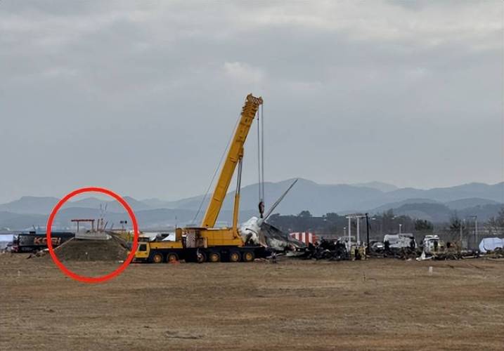 韩国公开更多空难细节 波音737-800客机安全事故频发纯属巧合?