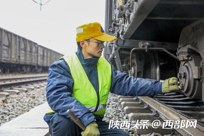 雨雪冰冻减弱,春运“关键期”铁路如何应对?