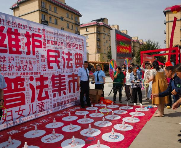绿春开展“双语”普法边境行活动 法律明白人助力强边固防