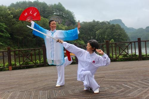留学记:她在美国打太极拳