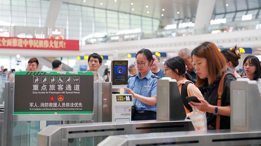 铁路端午小长假运输今日启动 预计发送旅客7400万人次