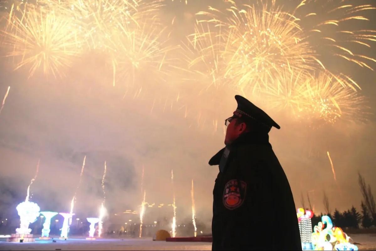 派出所民警的跨年夜