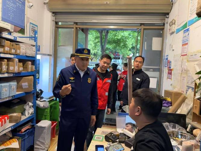 让消防安全走进千家万户 盘龙消防开展第67场“院坝课堂”