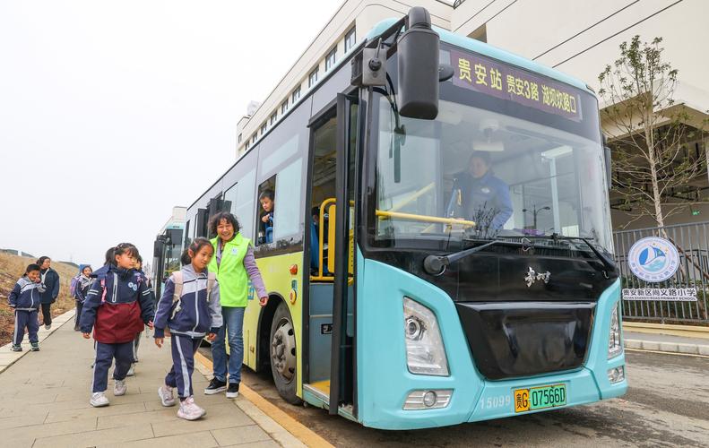 🥝🥜🥕🥒🥬🥦……这班“量身定制”的公交火了