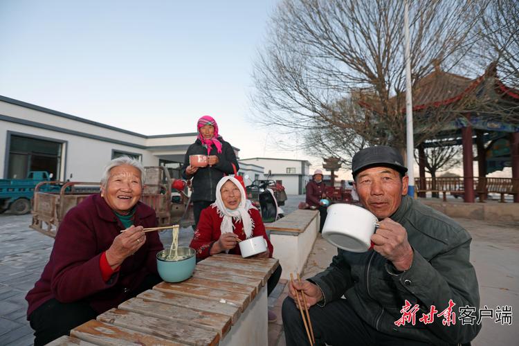 甘肃灵台“助餐养老”温暖留守老人:一碗热饭吃出幸福晚年