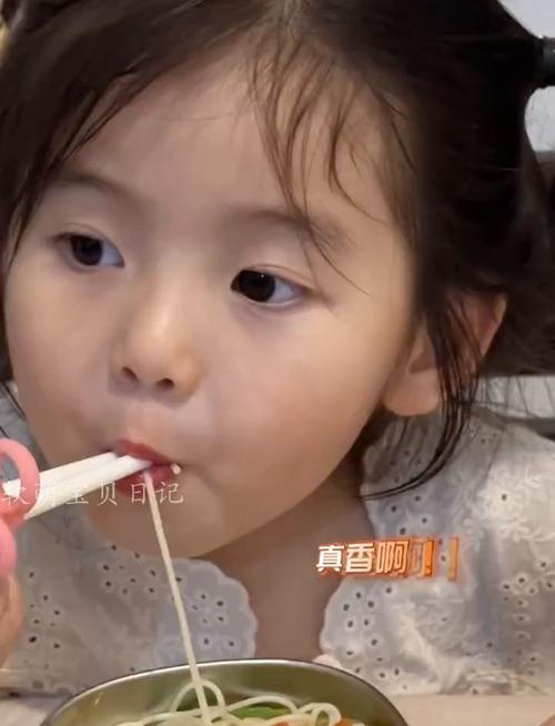 萌娃派出所“吃播”,1亿人围观!