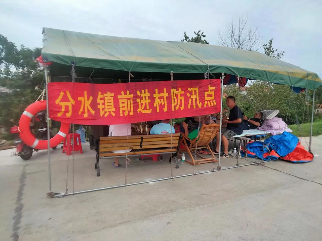 从抗风到抢险,指挥部里的12小时