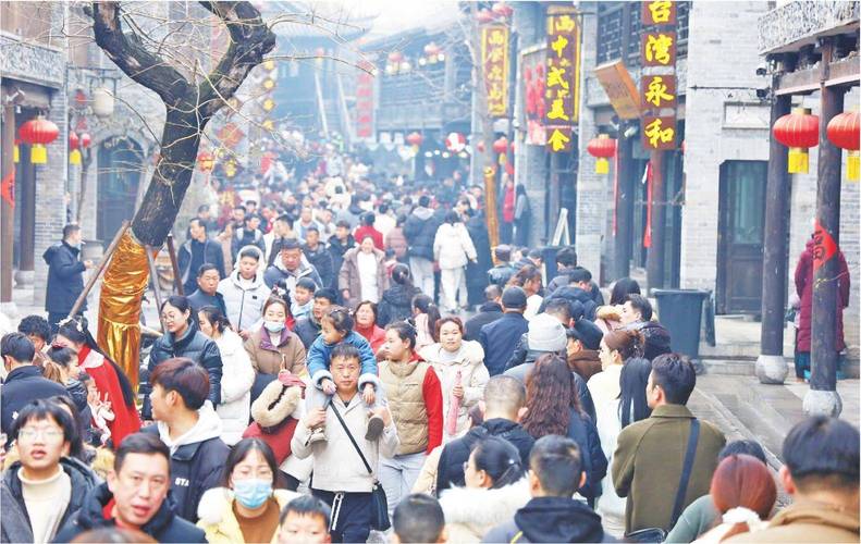 假期游园年味浓 2月10日北京接待游客136.1万人次