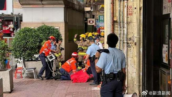 香港佐敦道一座大厦起火,1人昏迷