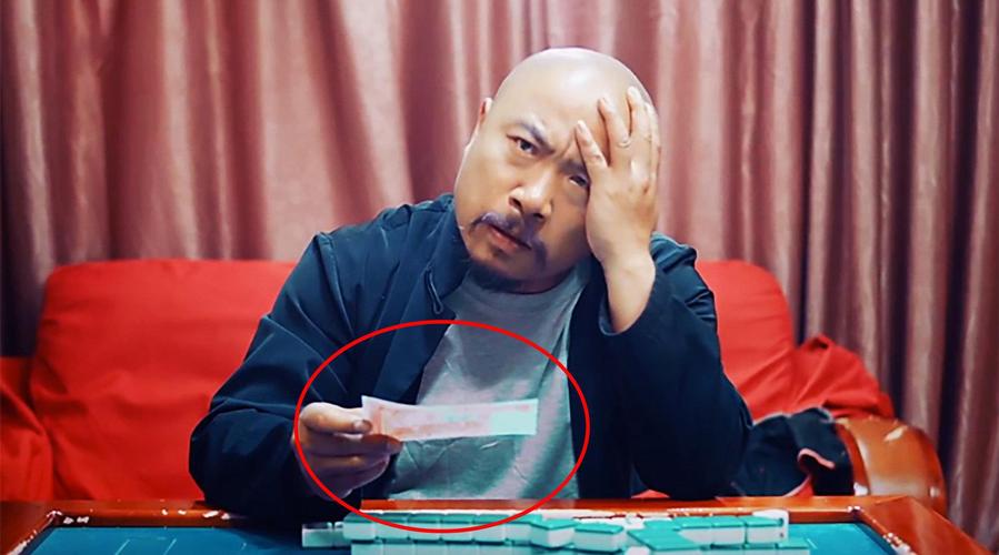上海男子崩溃报警!垂钓甩杆时,竟勾中自己的鼻子,隔着屏幕都觉得痛